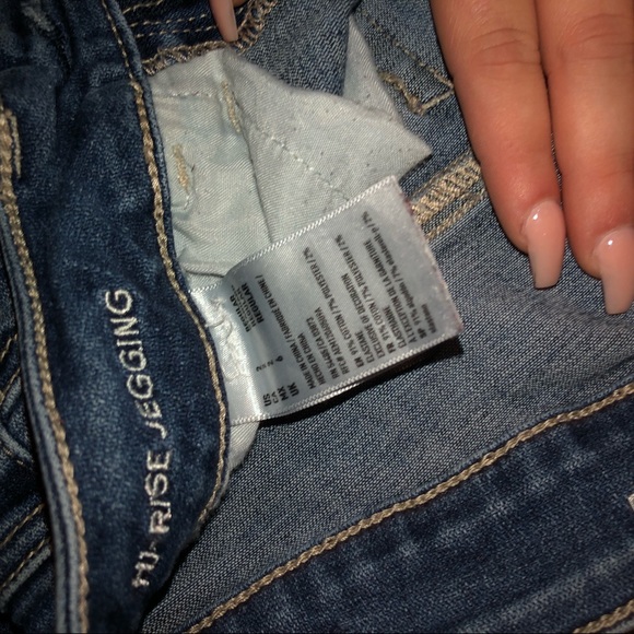 high rise american eagle skinny ripped jeans - Picture 3 of 7